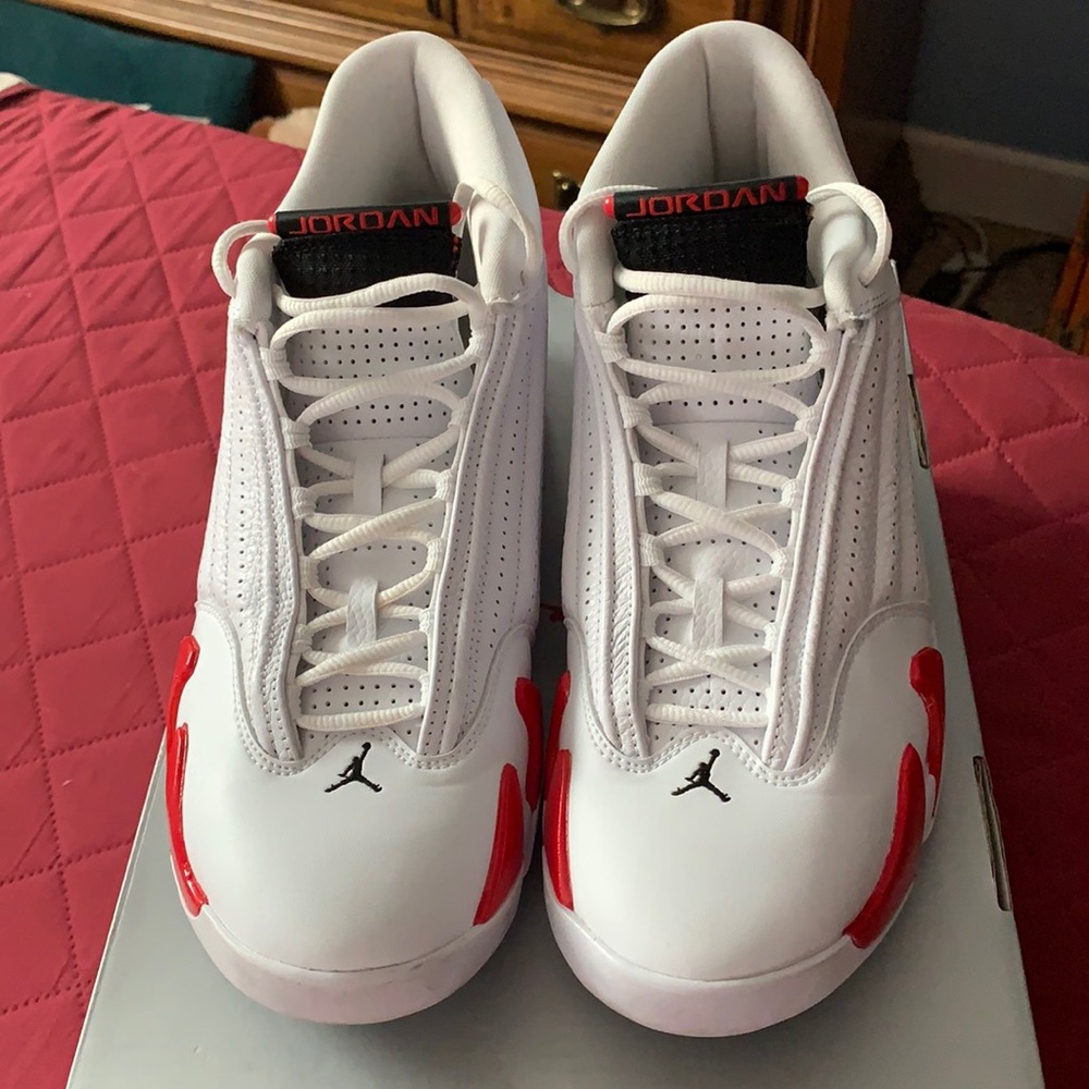 Jordan 14 Candy Canes aka Rip Hamilton’s size 10.5 with box